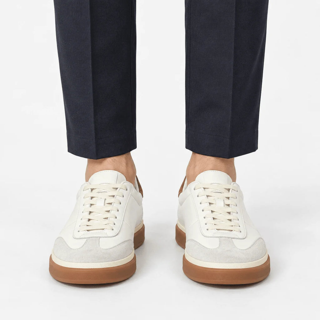 Men’s Retro leather sneakers with contrast soles image
