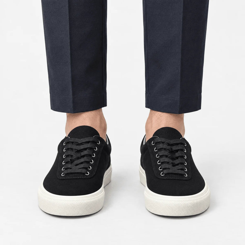 Men’s Canvas lace up sneakers with contrast soles image