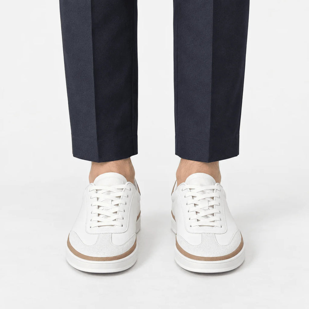Men’s Retro leather sneakers with contrast soles image